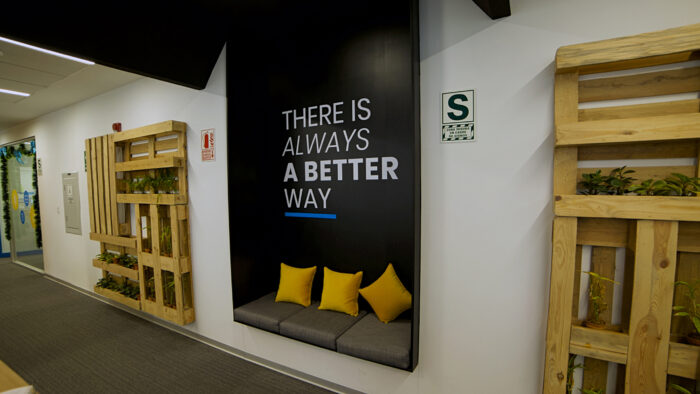 Las oficinas de Atlas Copco en Lima by 3g office